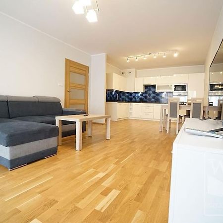 Big Apartment - Old Town - 3 Rooms - Private Parking Wroclaw Exterior photo